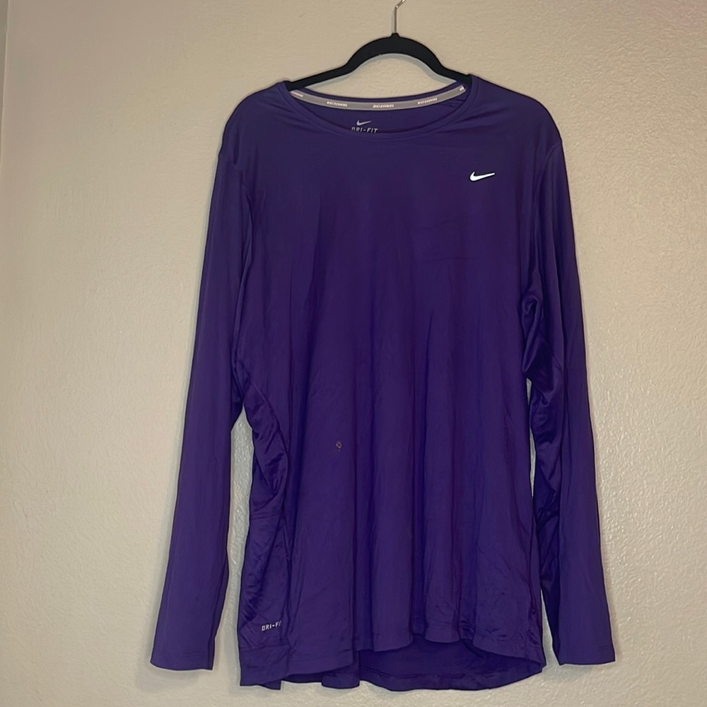 Nike Dri-Fit Long Sleeve shirt - GREAT FOR FALL